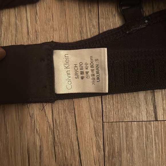 Calvin Klein 2 pieces bralettes - Picture 5 of 5